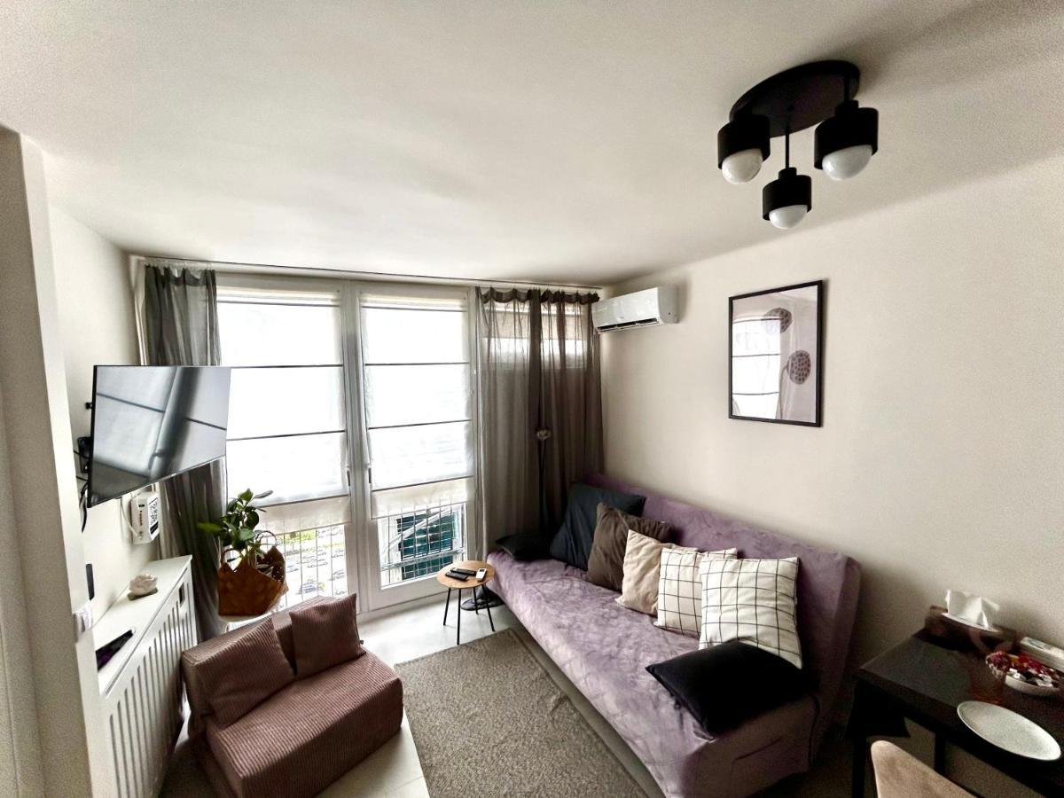 Sky Apartment Comfy Suite Pereca Warsaw Ngoại thất bức ảnh