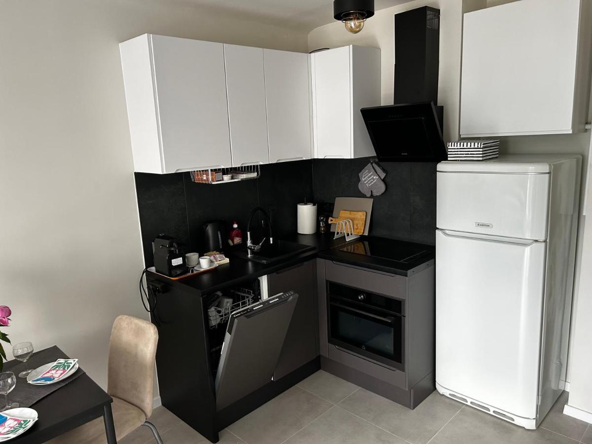 Sky Apartment Comfy Suite Pereca Warsaw Ngoại thất bức ảnh