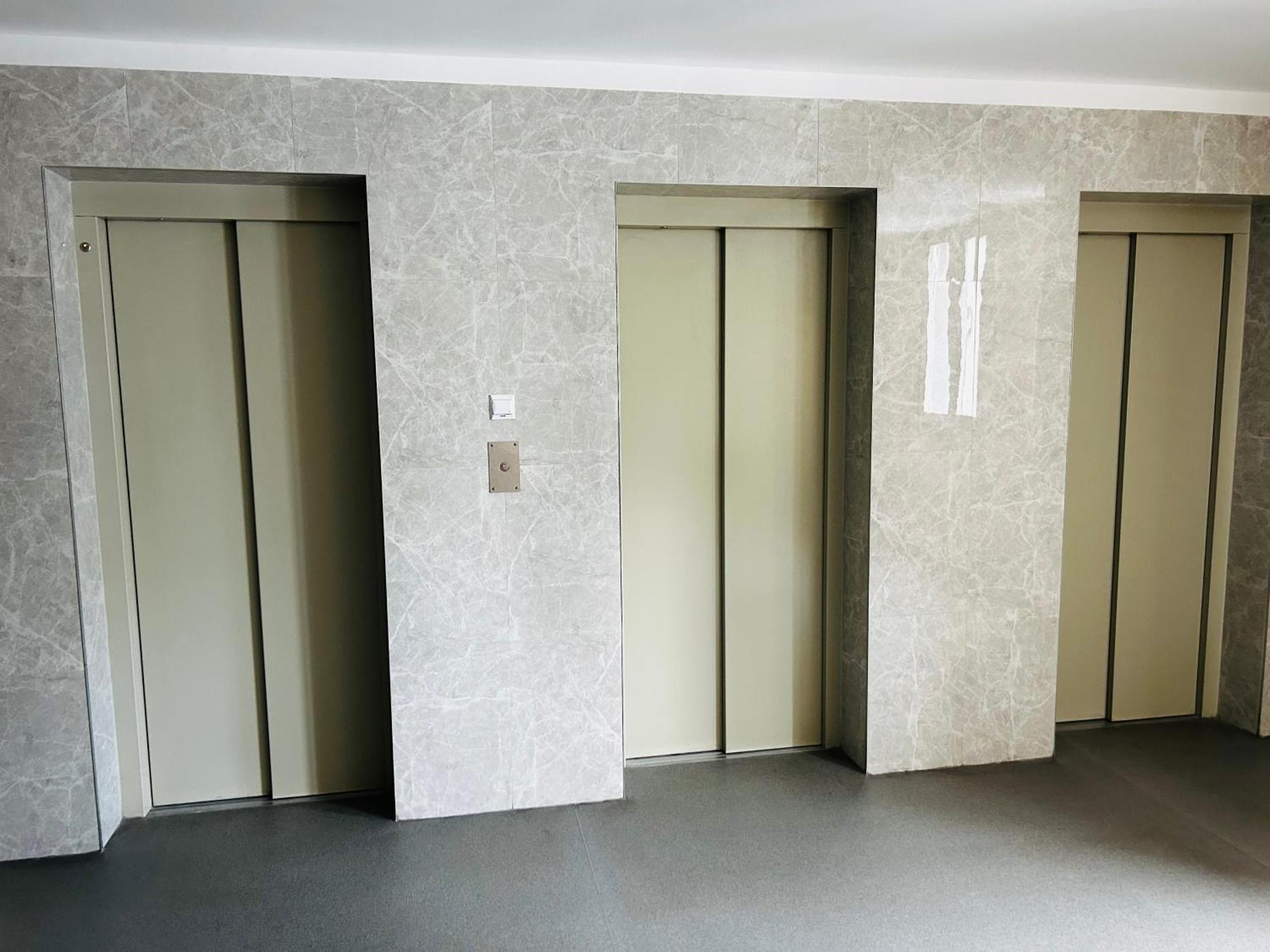 Sky Apartment Comfy Suite Pereca Warsaw Ngoại thất bức ảnh